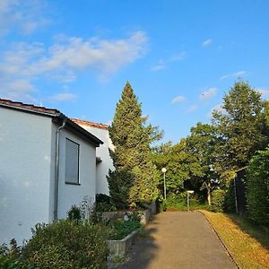 Ferienzimmer Bei Thomas - Gemuetliches Schlaf- Und Wohnzimmer Mit Modernem Bad